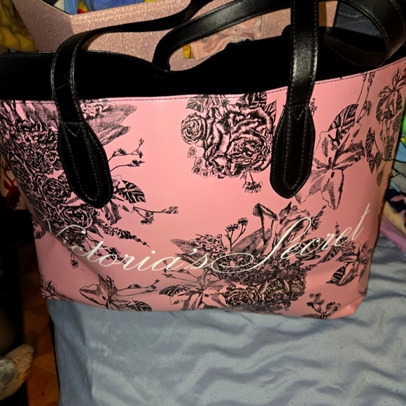 Victoria Secret Bag - Picture 1 of 2